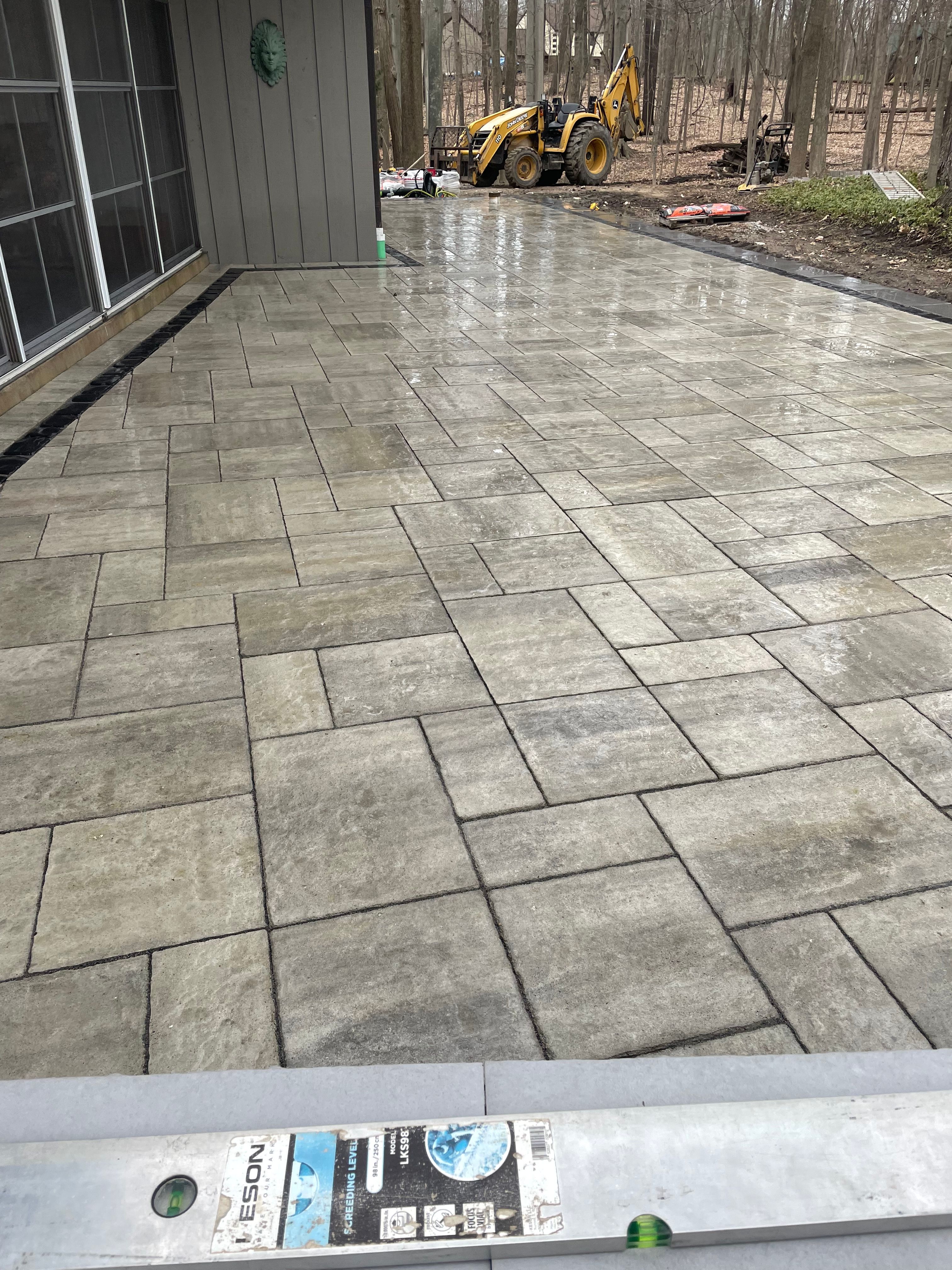 Flagstone patio with irregular pattern